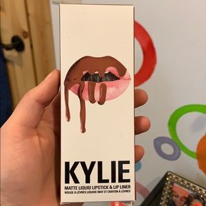 BRAND new Brown Sugar Kylie Lipkit